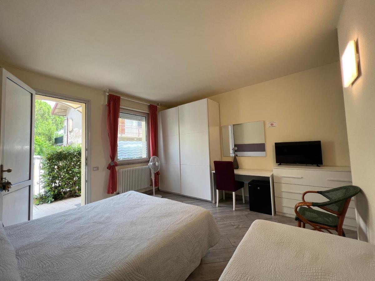 Hotel Locanda Rosy 卡托利卡 外观 照片