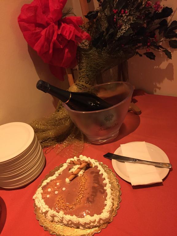 Hotel Locanda Rosy 卡托利卡 外观 照片