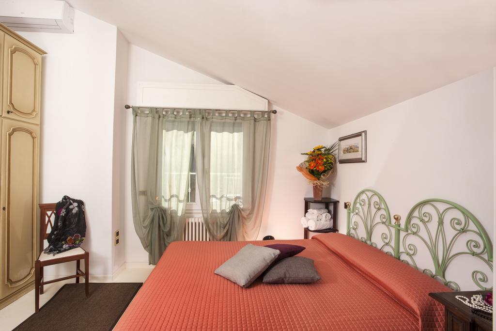 Hotel Locanda Rosy 卡托利卡 客房 照片